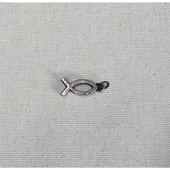 Vintage James Avery Sterling Silver Ichthys Pendant – “JA STER” Candelabra Mark - Picture 2 of 6